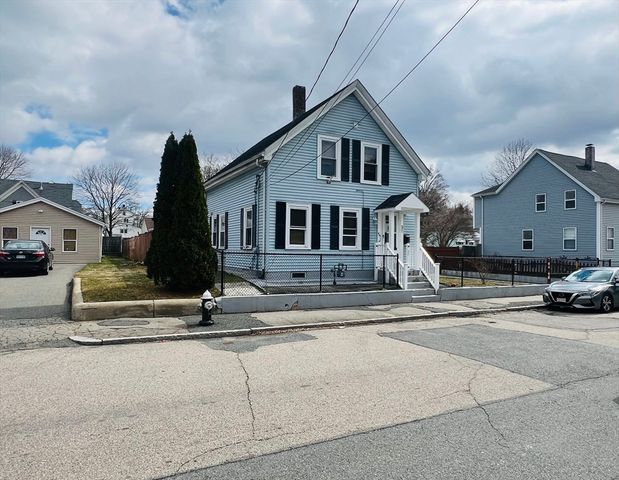 37 Taber Ave, Brockton, MA 02302