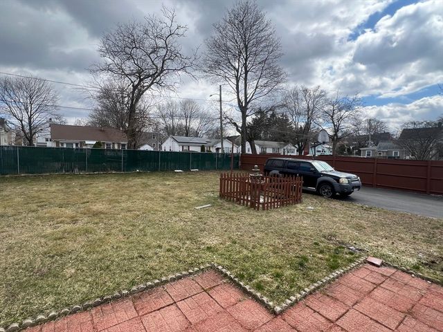 37 Taber Ave, Brockton, MA 02302