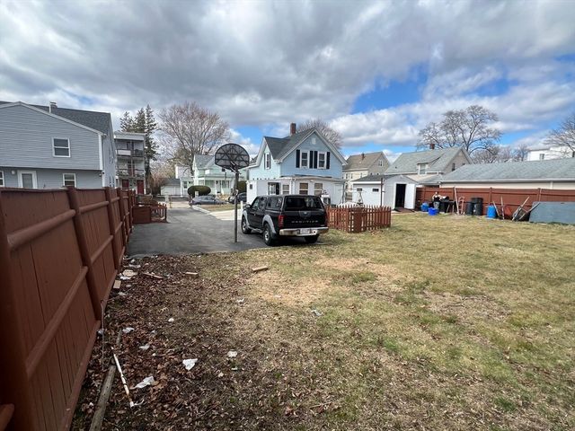 37 Taber Ave, Brockton, MA 02302