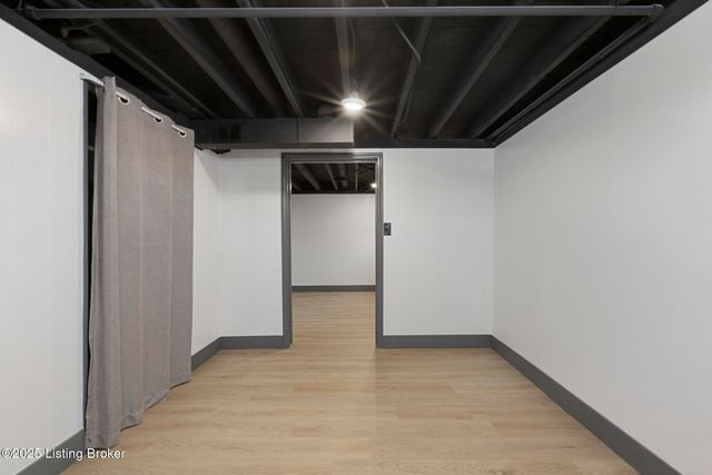 2606 Accasia Dr, Louisville, KY 40216