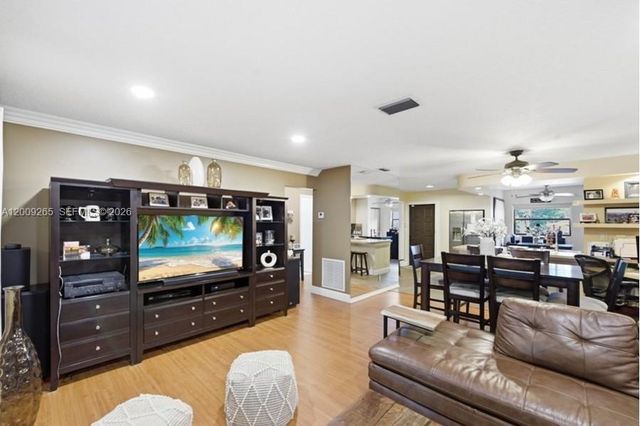 4409 NW 20th St 447, Coconut Creek, FL 33066