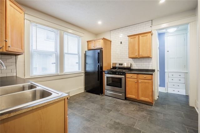 336 Melville Street, Rochester, NY 14609