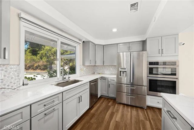 12110 Bowmore, Porter Ranch, CA 91326