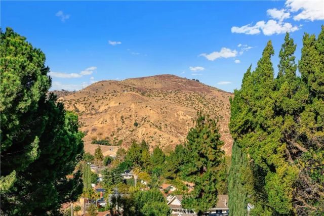 12110 Bowmore, Porter Ranch, CA 91326