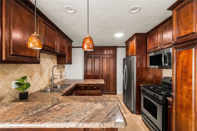 20212 E Santiago Canyon, Orange, CA 92869