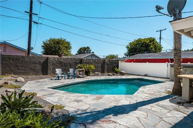 20212 E Santiago Canyon, Orange, CA 92869