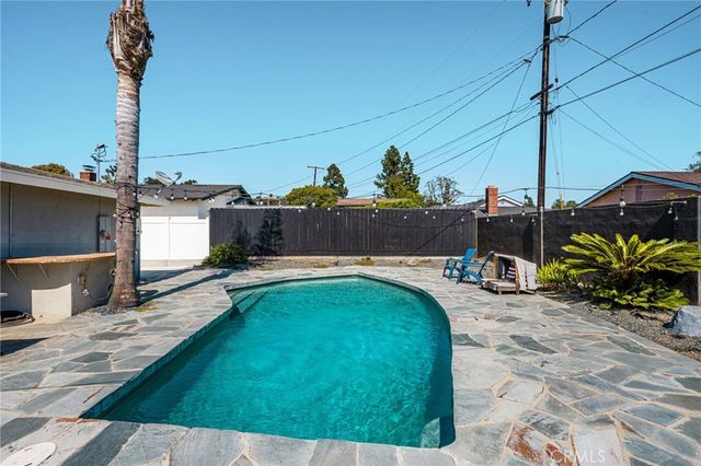 20212 E Santiago Canyon, Orange, CA 92869