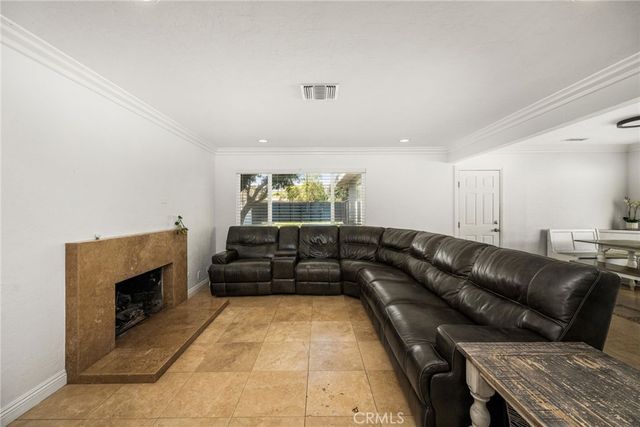 20212 E Santiago Canyon, Orange, CA 92869