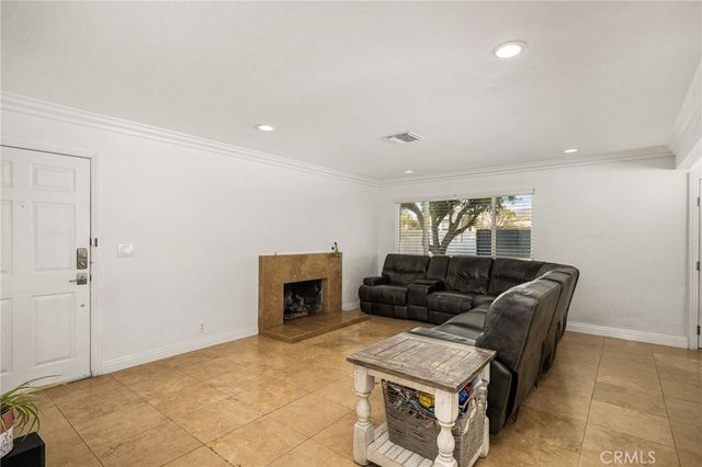 20212 E Santiago Canyon, Orange, CA 92869