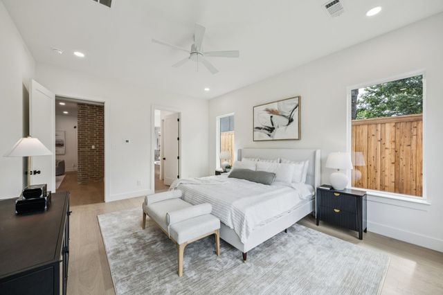 6244 Richmond Avenue, Dallas, TX 75214