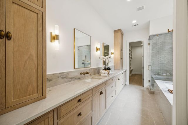 6244 Richmond Avenue, Dallas, TX 75214