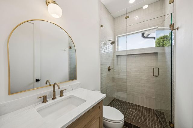 6244 Richmond Avenue, Dallas, TX 75214