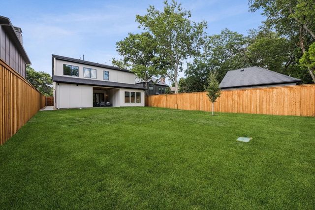 6244 Richmond Avenue, Dallas, TX 75214