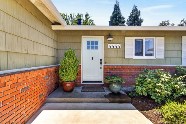 4444 Thor Way, Sacramento, CA 95864