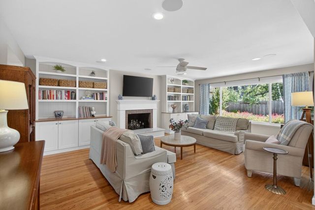 4444 Thor Way, Sacramento, CA 95864