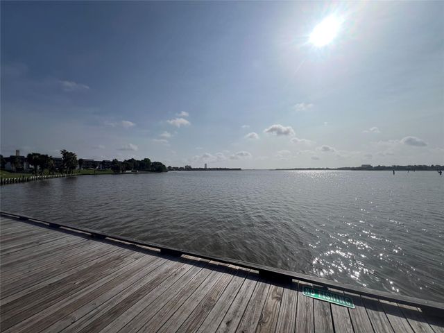 18326 Cape Bahamas Lane, Nassau Bay, TX 77058