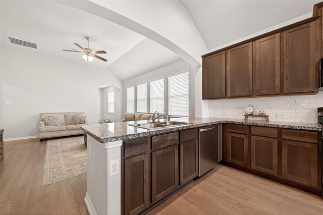 6027 Prince Place Drive, Rosenberg, TX 77471