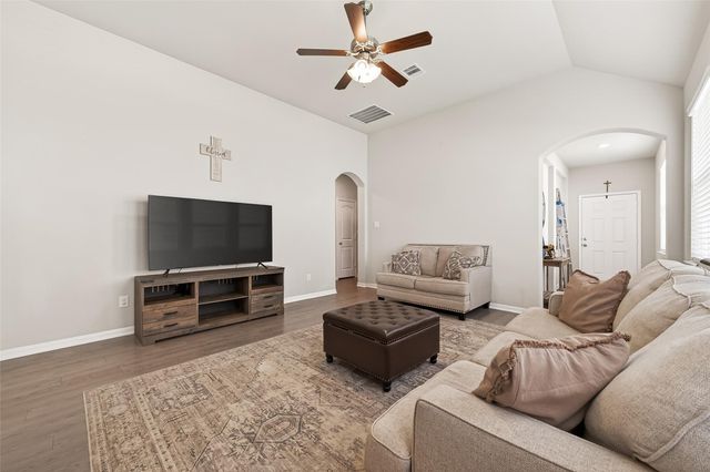 6027 Prince Place Drive, Rosenberg, TX 77471