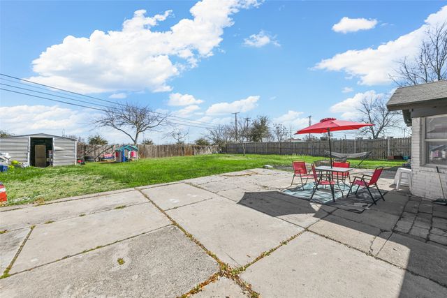 711 Commerce Street, Euless, TX 76040