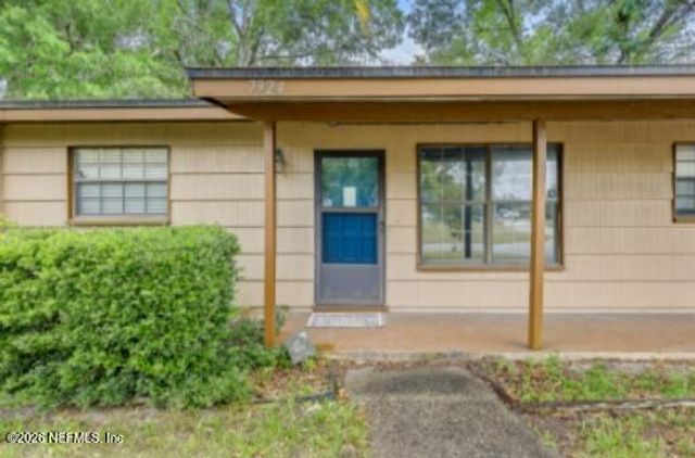 7924 RENOIR Drive, Jacksonville, FL 32221