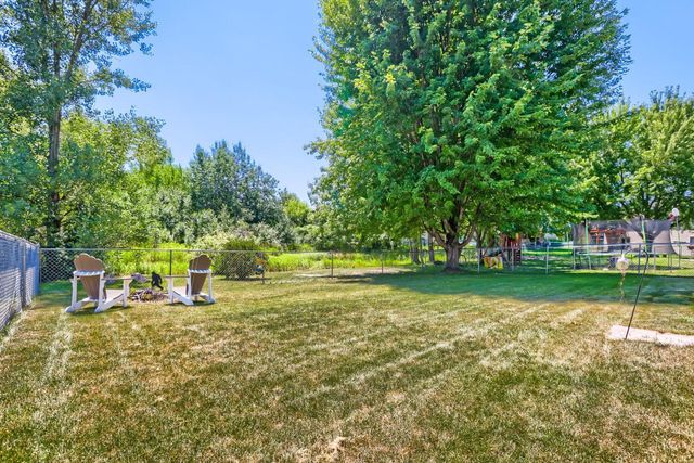 7944 Highland Drive, Lino Lakes, MN 55014