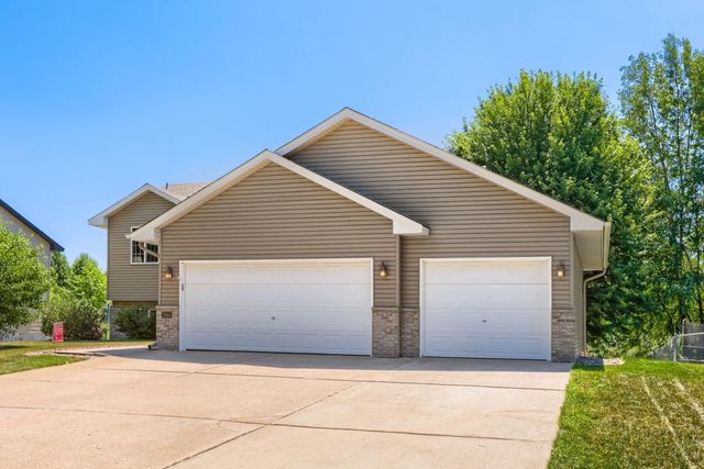 7944 Highland Drive, Lino Lakes, MN 55014