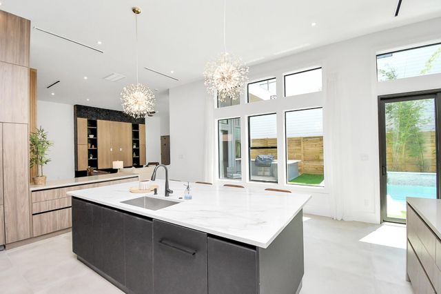 5414 John Dreaper Drive, Houston, TX 77056