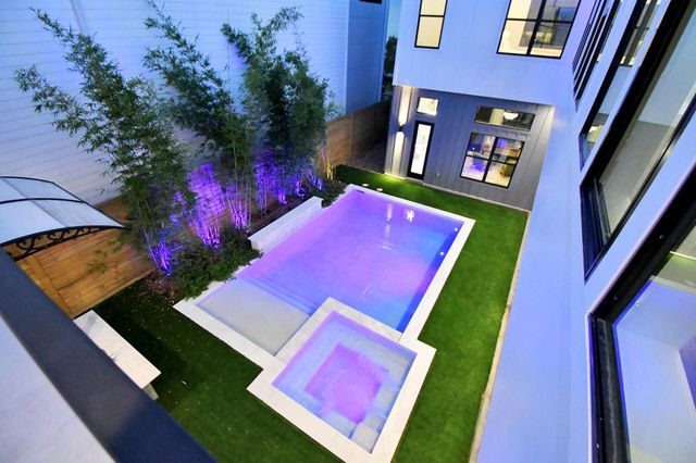 5414 John Dreaper Drive, Houston, TX 77056