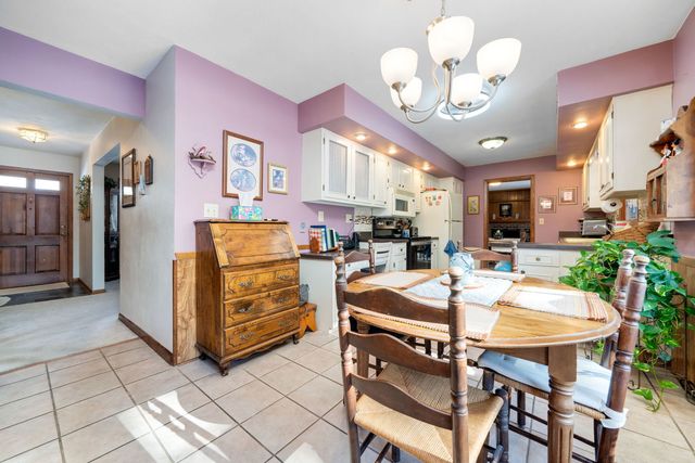 4307 Tallwood Avenue, Rockford, IL 61114