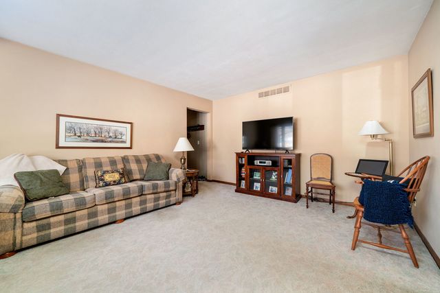 4307 Tallwood Avenue, Rockford, IL 61114