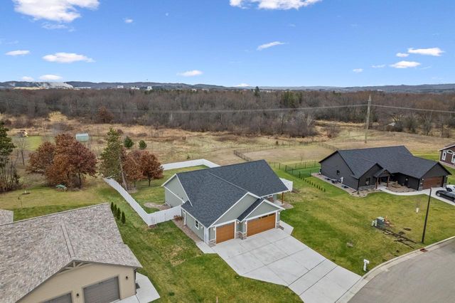 1063 Bolden AVENUE, Sparta, WI 54656