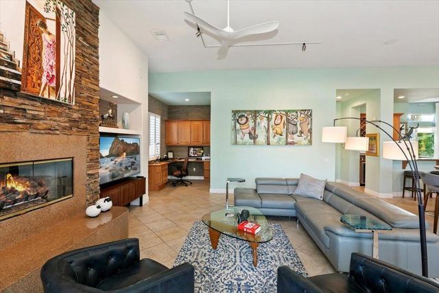 50 Toscana Way E, Rancho Mirage, CA 92270