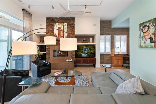 50 Toscana Way E, Rancho Mirage, CA 92270