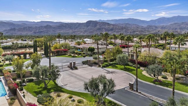 50 Toscana Way E, Rancho Mirage, CA 92270