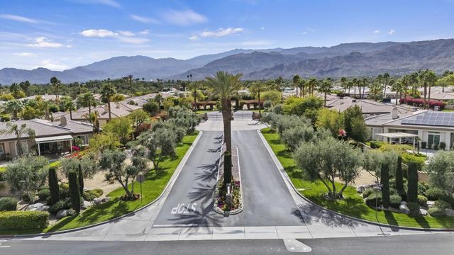 50 Toscana Way E, Rancho Mirage, CA 92270