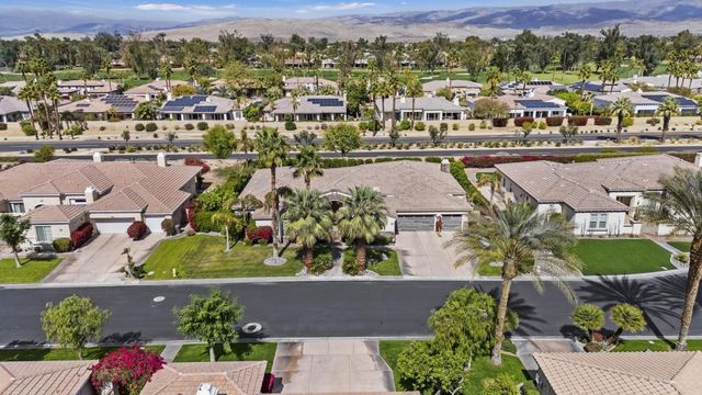 50 Toscana Way E, Rancho Mirage, CA 92270