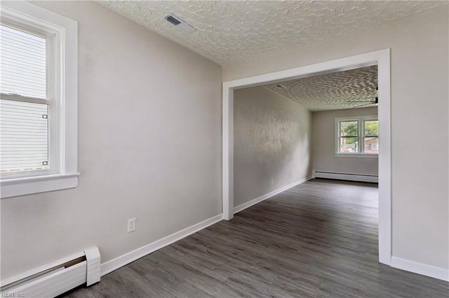 615 Pennsylvania AVE, Hampton, VA 23661