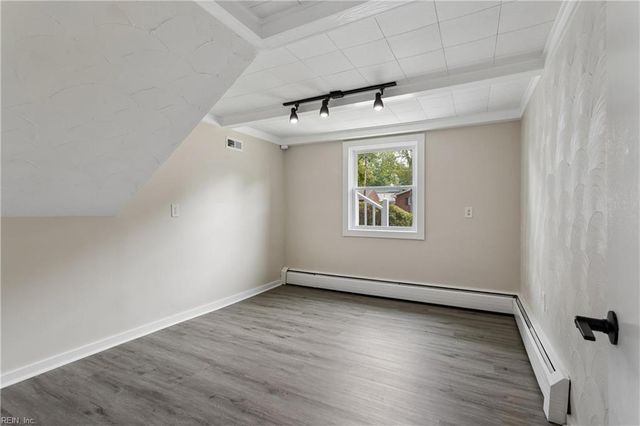 615 Pennsylvania AVE, Hampton, VA 23661