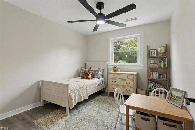 615 Pennsylvania AVE, Hampton, VA 23661