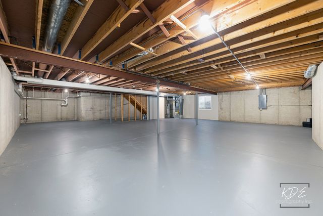 721 S Wellston Lane, Romeoville, IL 60446