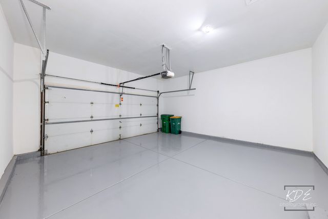 721 S Wellston Lane, Romeoville, IL 60446