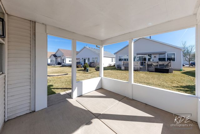 721 S Wellston Lane, Romeoville, IL 60446