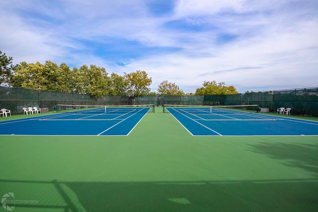 721 S Wellston Lane, Romeoville, IL 60446