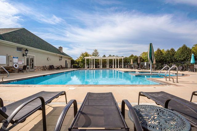 721 S Wellston Lane, Romeoville, IL 60446