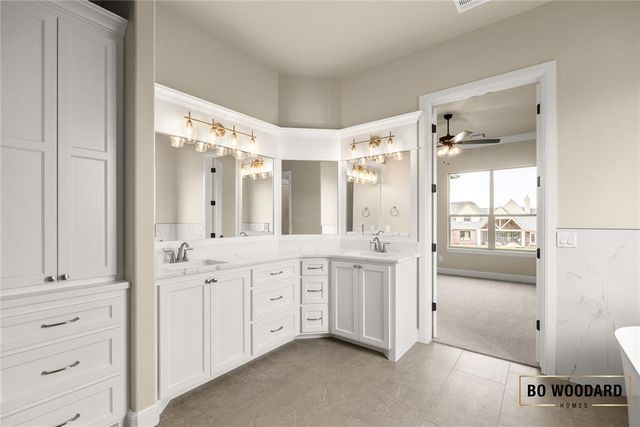 946 Trunci Circle, Newcastle, OK 73065