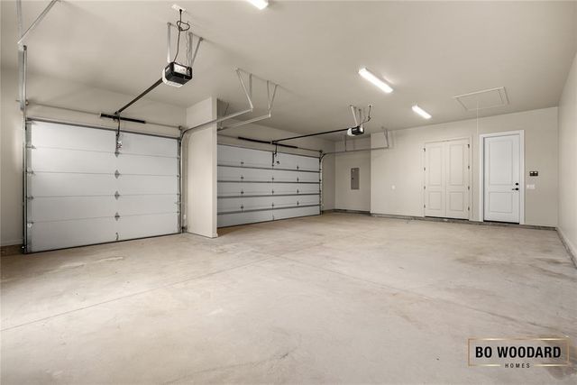 946 Trunci Circle, Newcastle, OK 73065