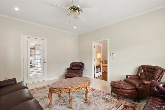 1626 RIVER RO, Tuscaloosa, AL 35406
