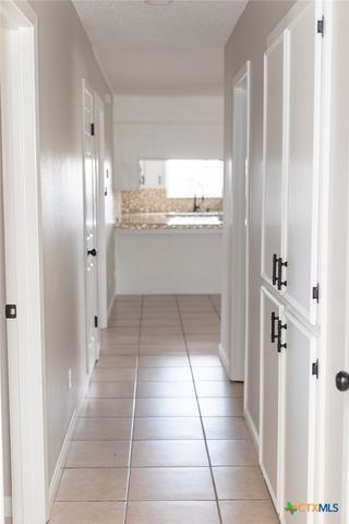 405 Westwood Drive, Port Lavaca, TX 77979