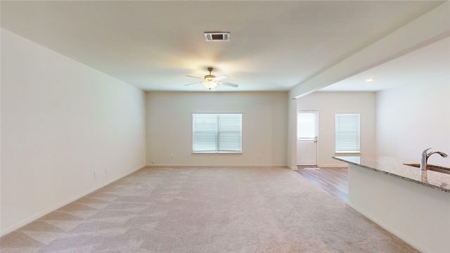 532 Aqueduct Drive, Seagoville, TX 75159