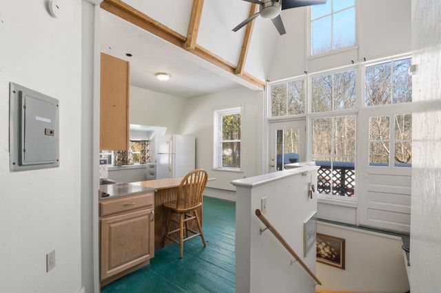 72 Landmark Hill Drive, Brattleboro, VT 05301